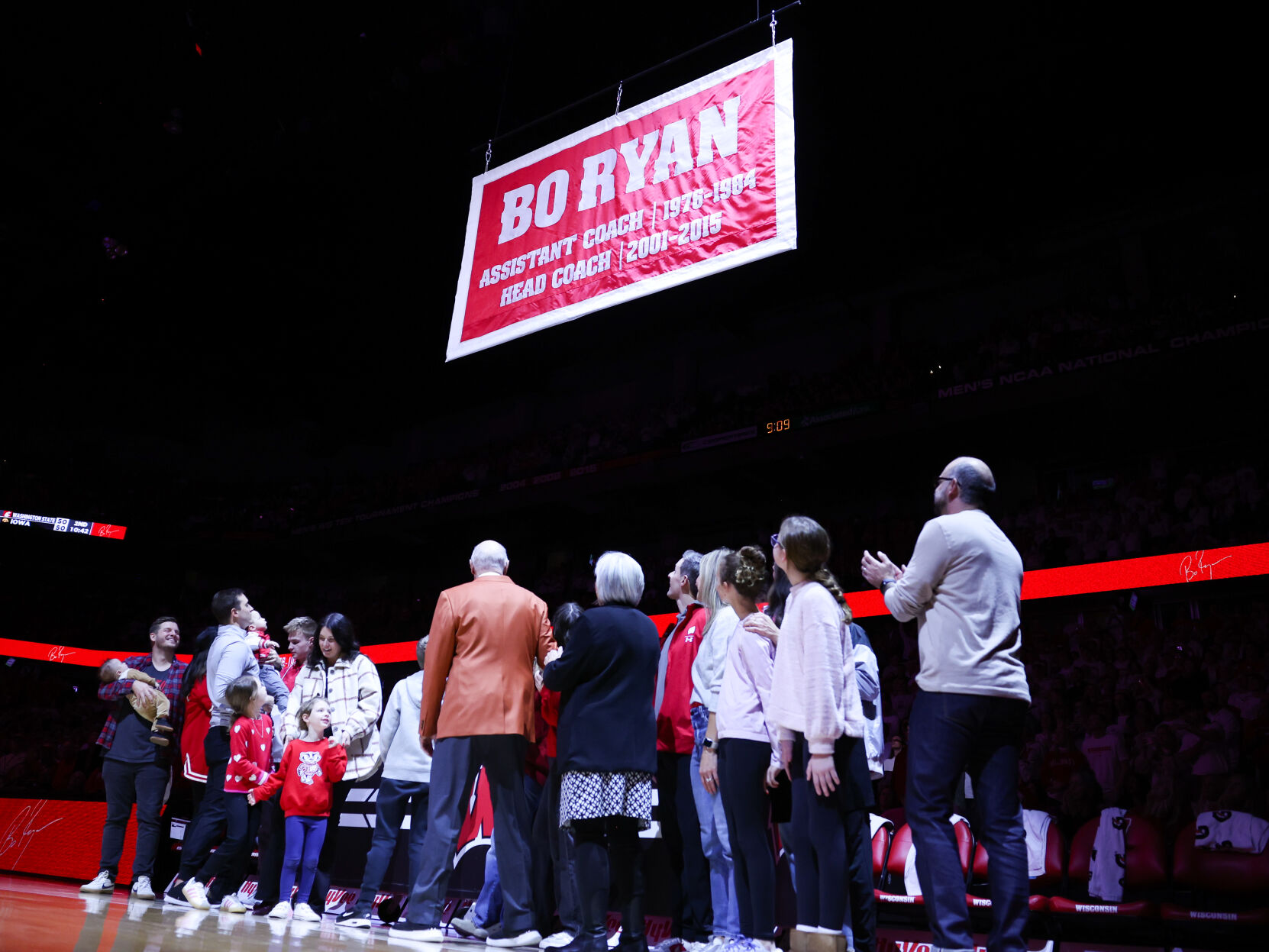 wis-uoa-mbb-111524-0012-11152024212203.jpg